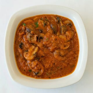 A la Carte Syamola Tarkari - Cremini Mushroom Curry